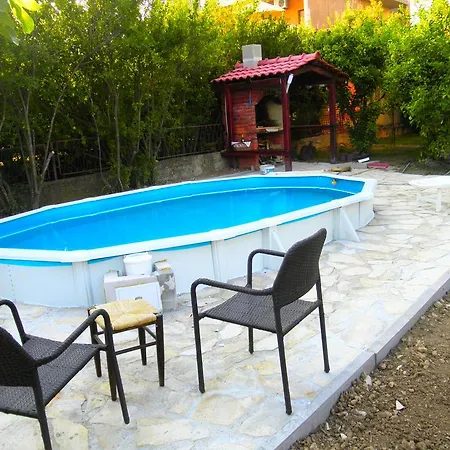 Max 1 Apartment Kaštela
