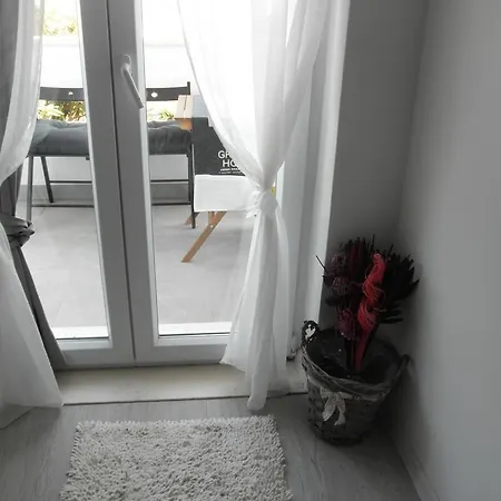 Max 1 Apartment Kaštela