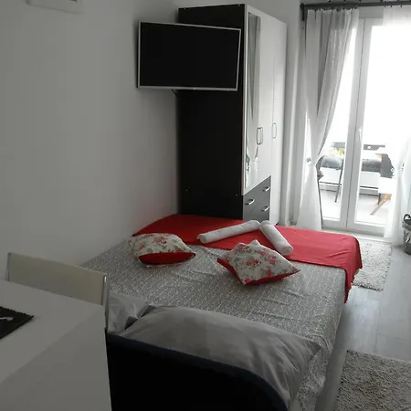Max 1 Appartamento