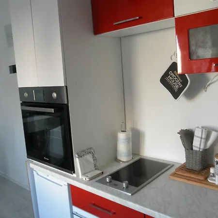 Apartment Max 1