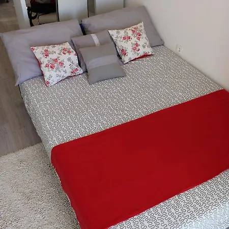 Apartment Max 1